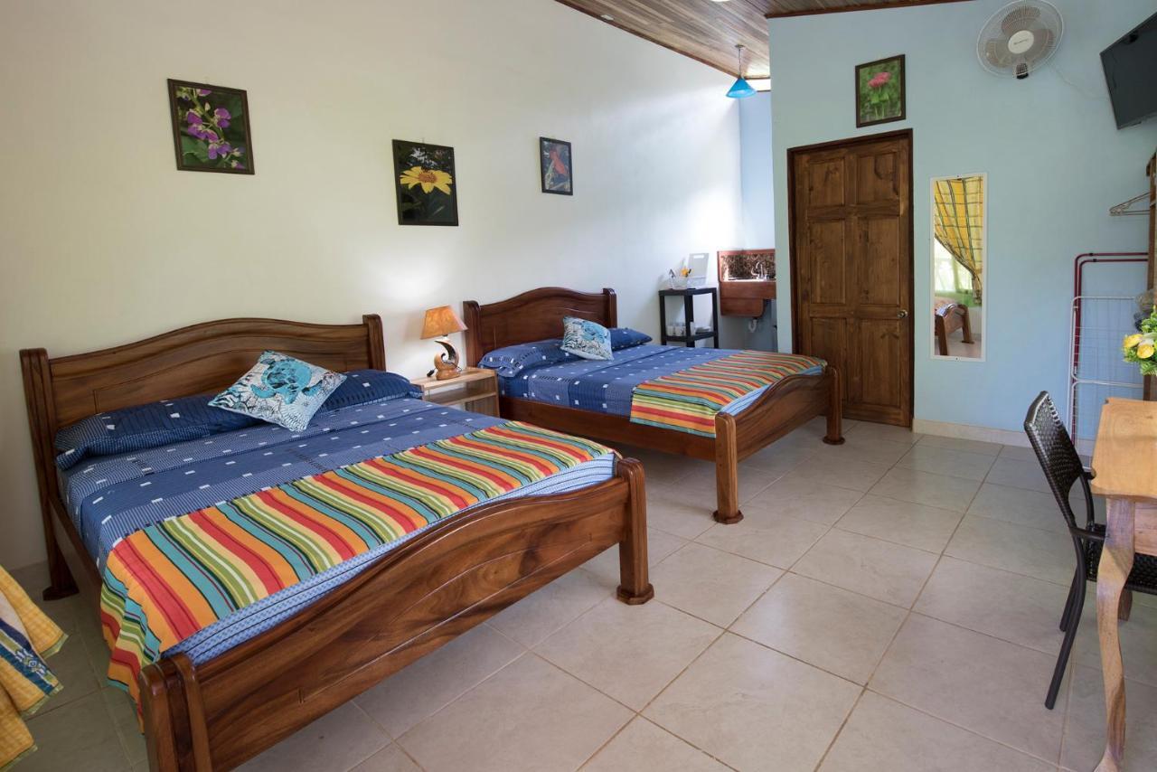 Hotel Sunshine Caribe Puerto Viejo de Talamanca Exterior photo