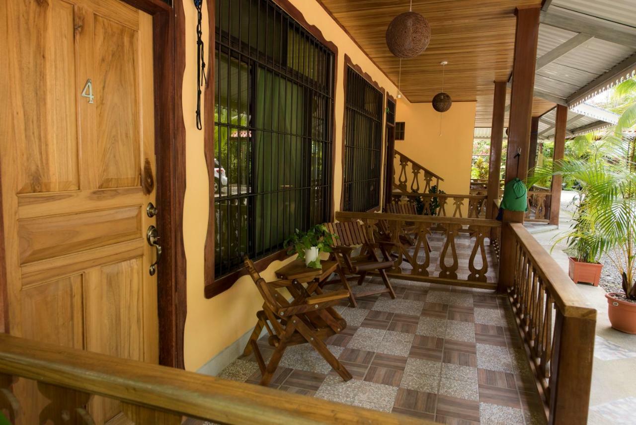 Hotel Sunshine Caribe Puerto Viejo de Talamanca Exterior photo